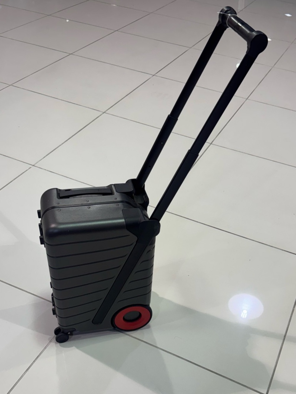 G-RO "THE SIX" PUSH FORWARD CARRY ON WITH SPINNER WHEELS HARDSIDE SUITCASE